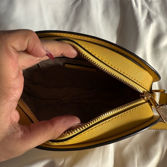 Michael Kors Mustard Yellow Crossbody Bag - Picture 8 of 13